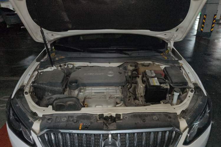 Used Buick GT 2016 15N Manual Luxury Version Engine Bay