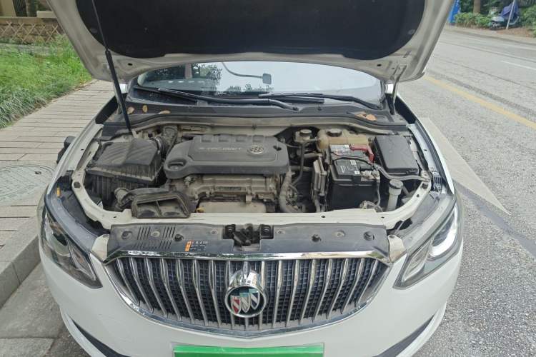 Used Buick GT 2016 15N Automatic Luxury Edition Engine Bay