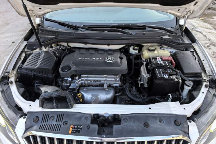 Used Buick GT 2016 15N Automatic Luxury Edition Engine Bay