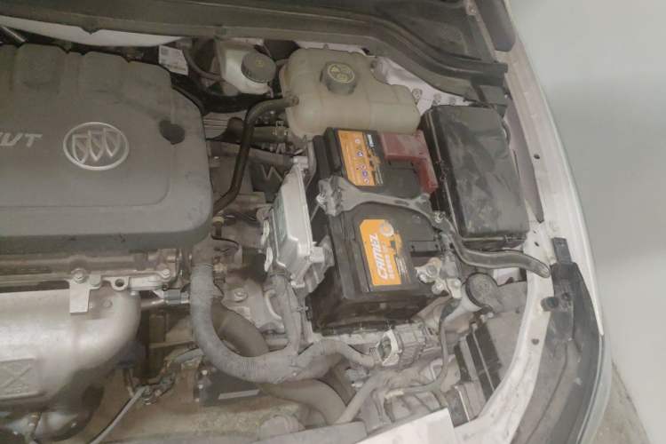 Used Buick GT 2016 15N Automatic Elite Edition Engine Bay Left