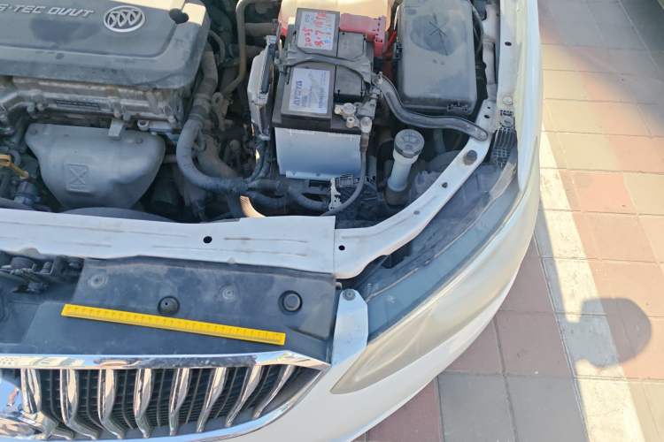 Used Buick GT 2016 15N Manual Elite Edition Engine Bay Left