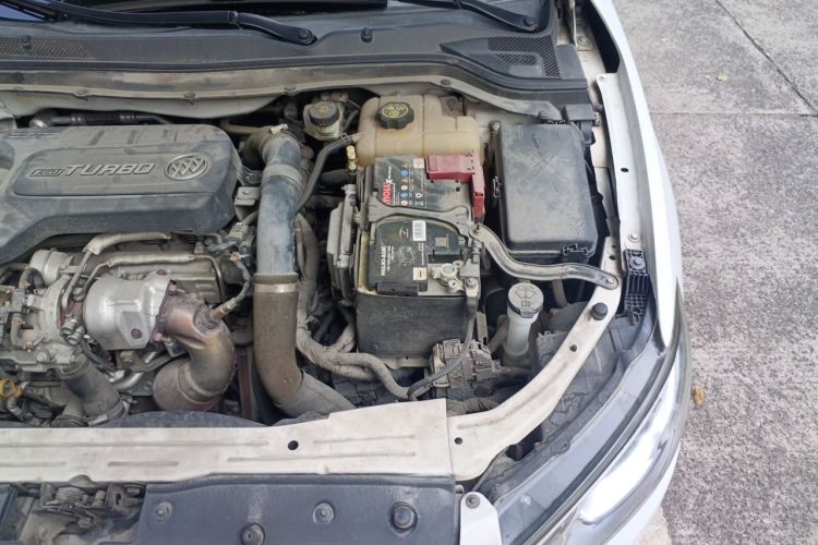Used Buick GT 2016 18T Dual-Clutch Luxury Model Engine Bay Left
