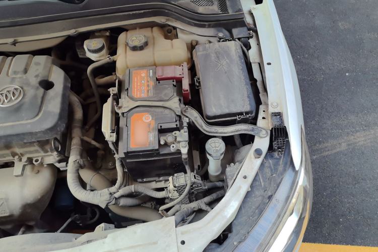 Used Buick GT 2016 15N Automatic Elite Edition Engine Bay Left