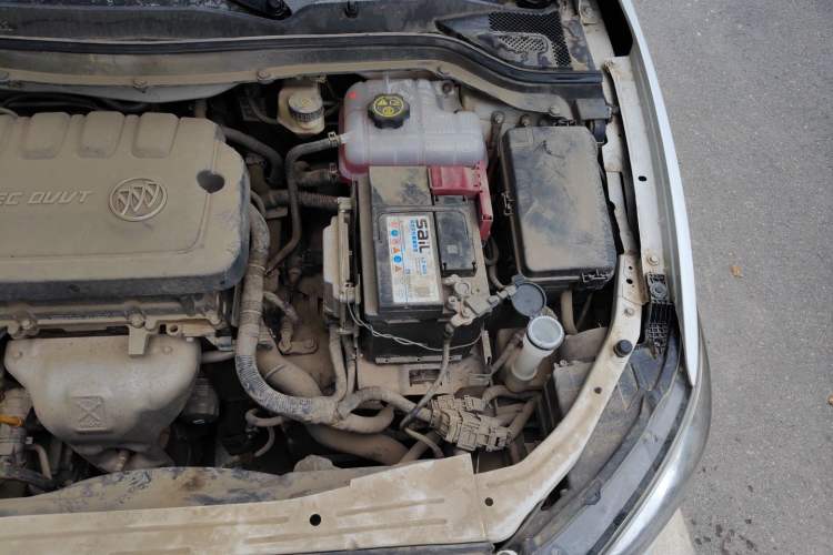 Used Buick GT 2016 15N Automatic Elite Edition Engine Bay Left
