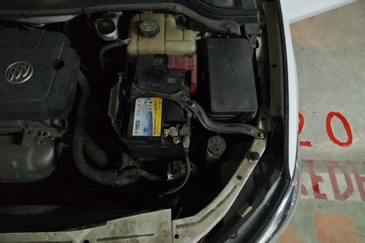 Used Buick GT 2016 15N Automatic Elite Edition Engine Bay Left