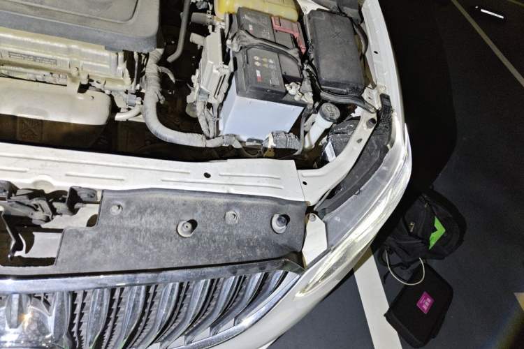 Used Buick GT 2016 15N Automatic Elite Edition Engine Bay Left