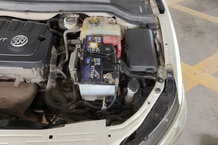 Used Buick GT 2016 15N Automatic Elite Edition Engine Bay Left