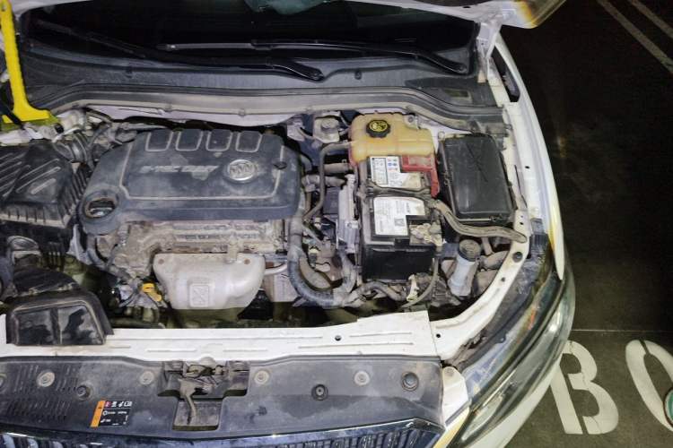 Used Buick GT 2016 15N Automatic Luxury Edition Engine Bay Left