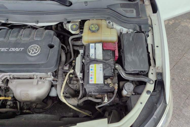 Used Buick GT 2016 15N Automatic Elite Edition Engine Bay Left
