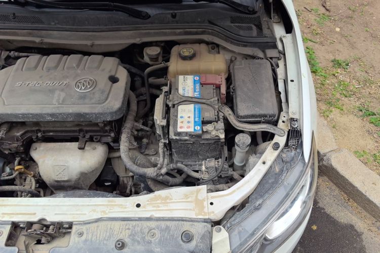 Used Buick GT 2016 15N Automatic Elite Edition Engine Bay Left