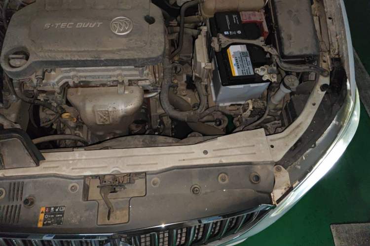 Used Buick GT 2016 15N Automatic Luxury Edition Engine Bay Left