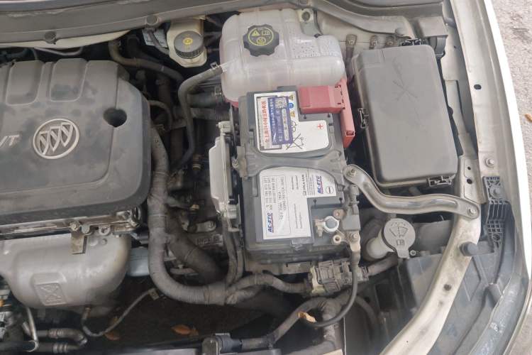 Used Buick GT 2016 15N Automatic Elite Edition Engine Bay Left