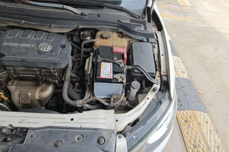 Used Buick GT 2016 15N Automatic Elite Edition Engine Bay Left
