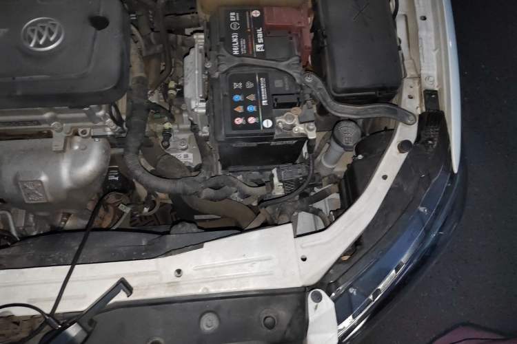 Used Buick GT 2016 15N Automatic Elite Edition Engine Bay Left