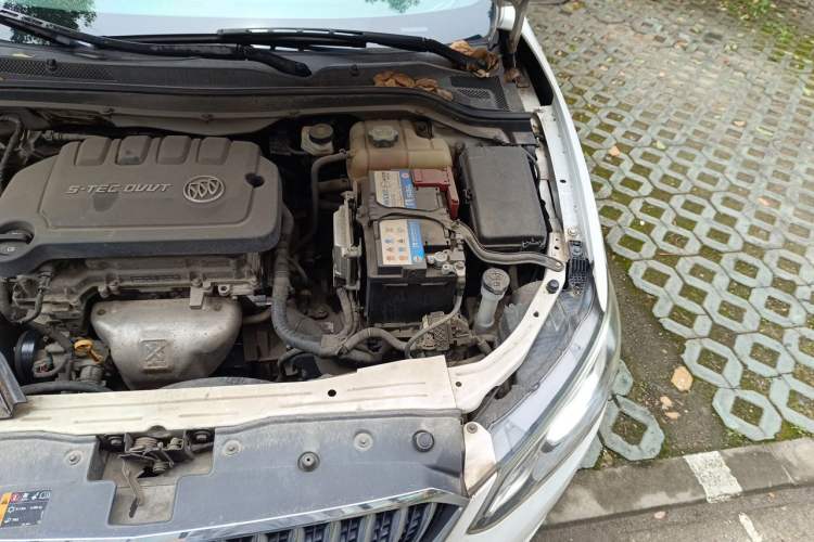 Used Buick GT 2016 15N Automatic Elite Edition Engine Bay Left