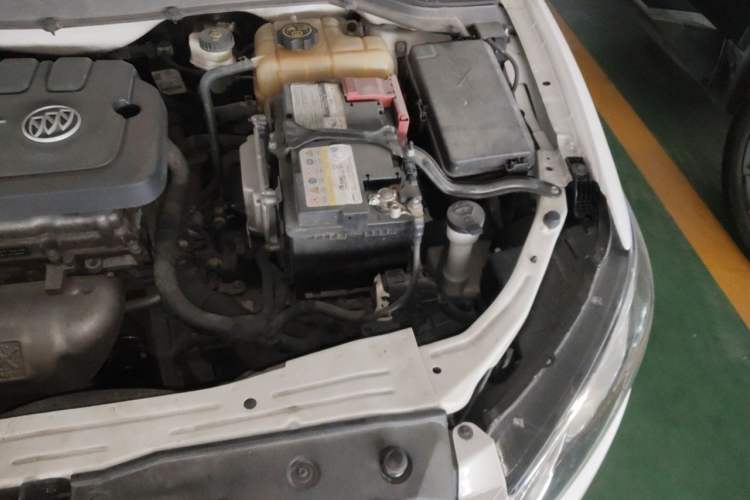 Used Buick GT 2016 15N Automatic Elite Edition Engine Bay Left