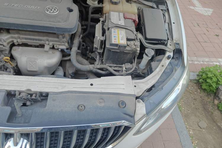Used Buick GT 2016 15N Manual Entry-Level Trim Engine Bay Left