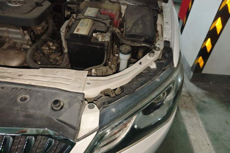 Used Buick GT 2016 15N Automatic Elite Edition Engine Bay Left