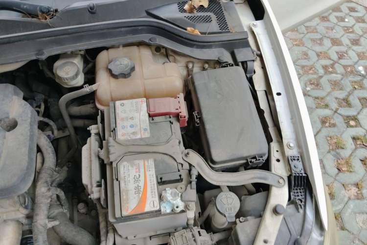 Used Buick GT 2016 15N Manual Entry-Level Trim Engine Bay Left