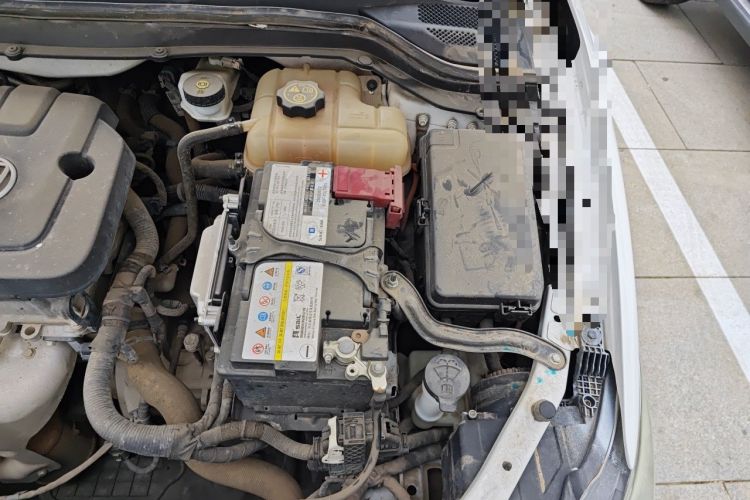 Used Buick GT 2016 15N Manual Elite Edition Engine Bay Left