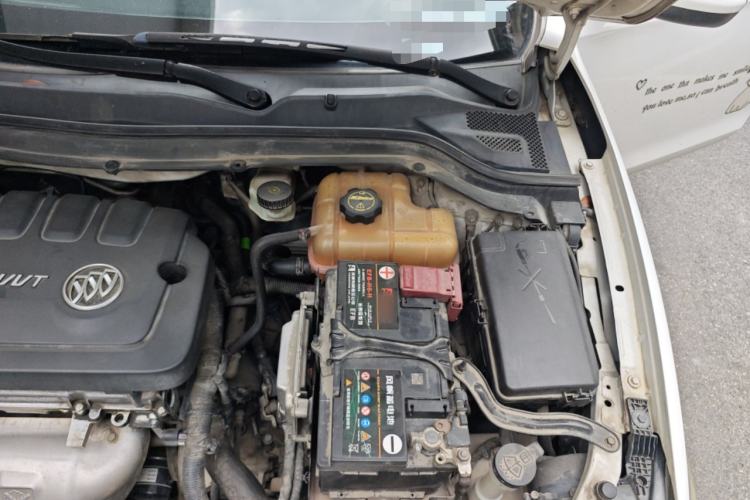 Used Buick GT 2016 15N Manual Elite Edition Engine Bay Left