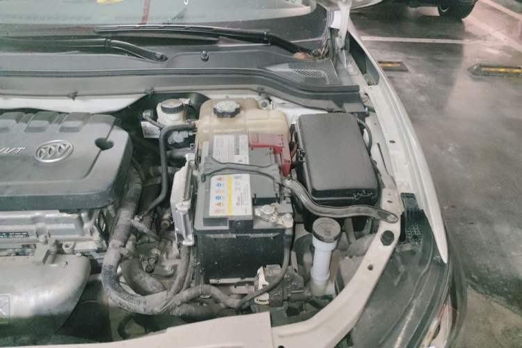 Used Buick GT 2016 15N Automatic Elite Edition Engine Bay Left