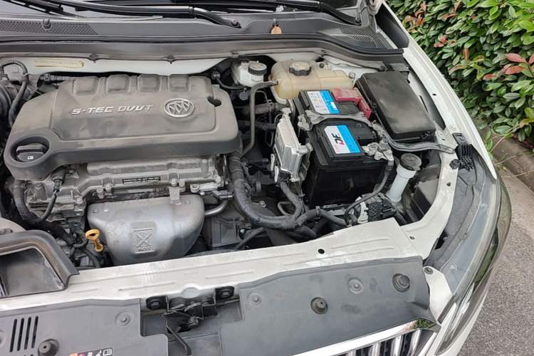 Used Buick GT 2016 15N Automatic Luxury Edition Engine Bay Left