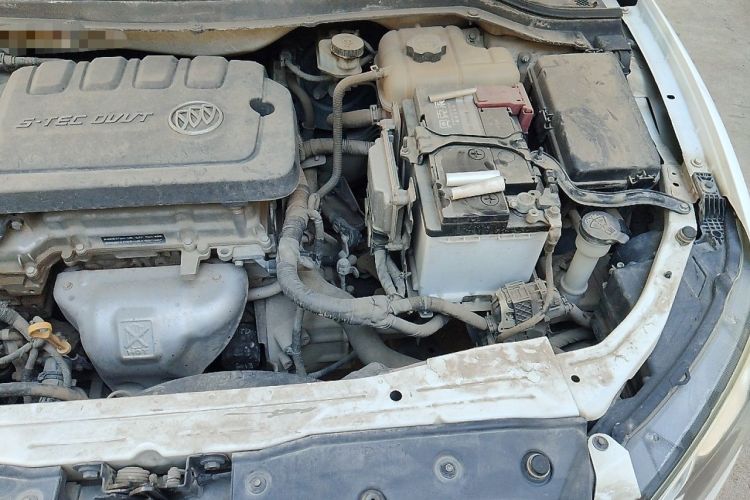 Used Buick GT 2016 15N Manual Elite Edition Engine Bay Left