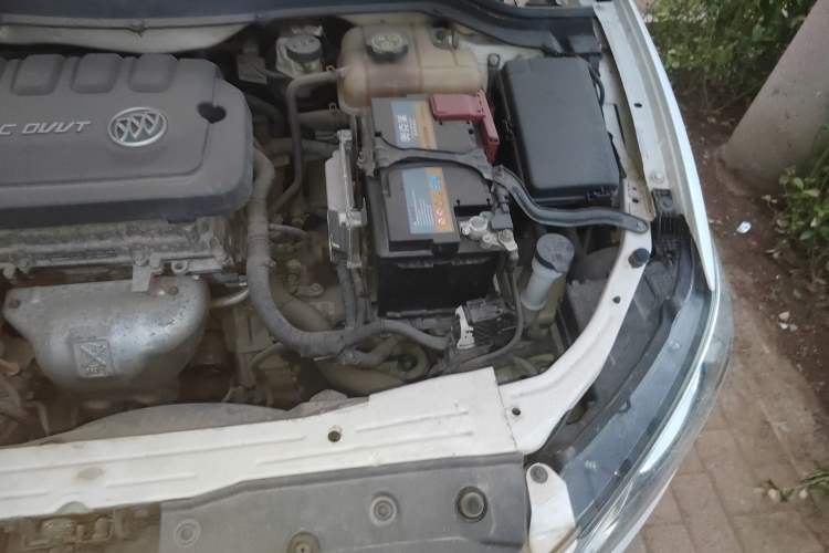 Used Buick GT 2016 15N Automatic Elite Edition Engine Bay Left