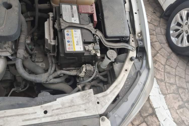 Used Buick GT 2016 15N Automatic Entry-Level Trim Engine Bay Left