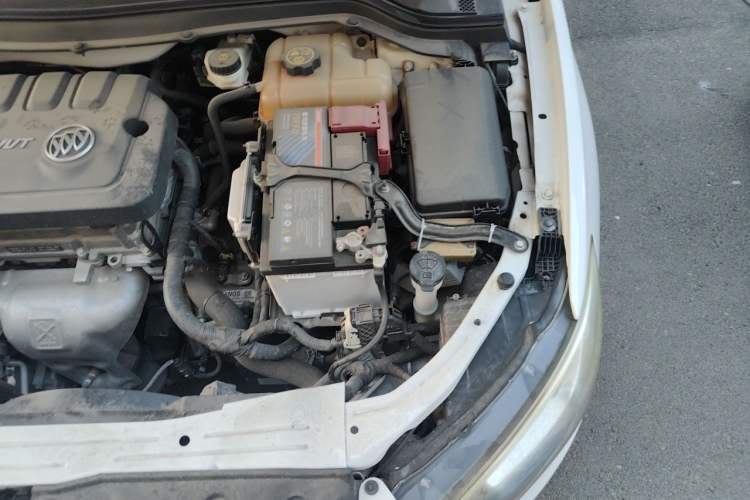 Used Buick GT 2016 15N Automatic Elite Edition Engine Bay Left