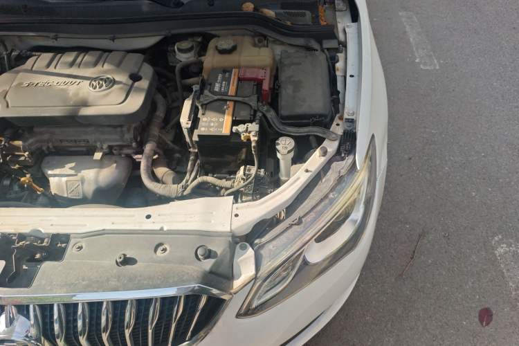 Used Buick GT 2016 15N Automatic Elite Edition Engine Bay Left