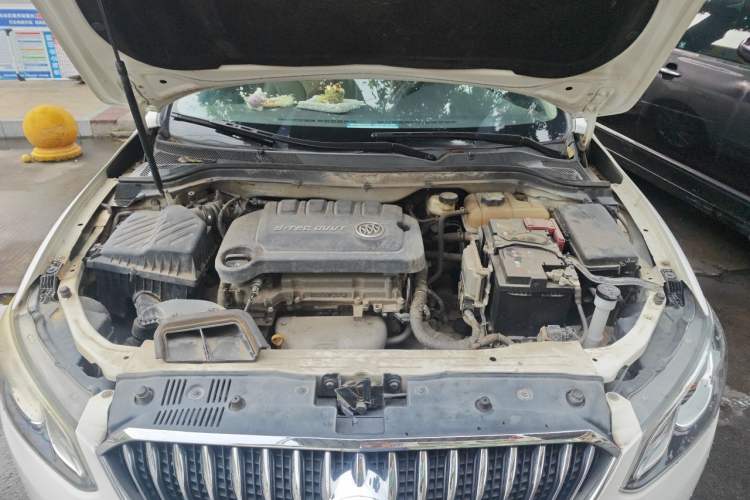 Used Buick GT 2016 15N Automatic Elite Edition Engine Bay