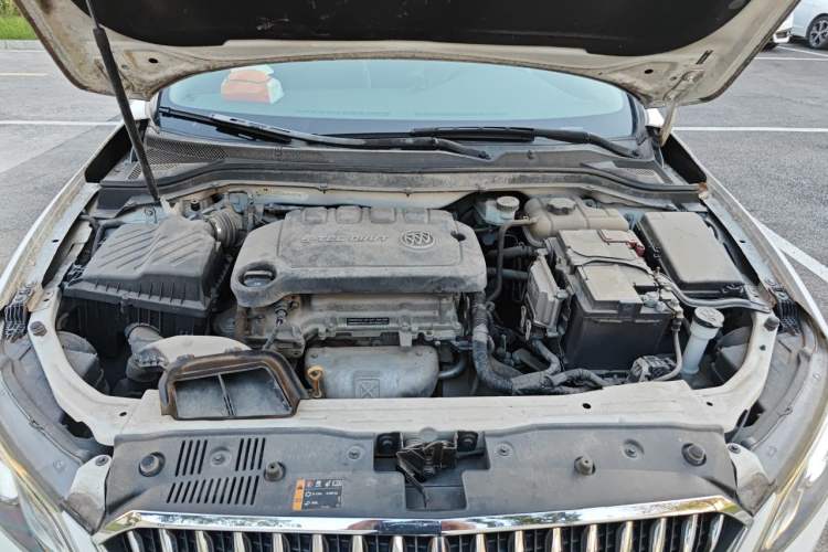 Used Buick GT 2016 15N Manual Elite Edition Engine Bay