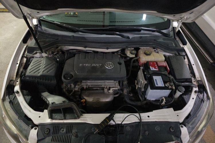 Used Buick GT 2016 15N Automatic Elite Edition Engine Bay