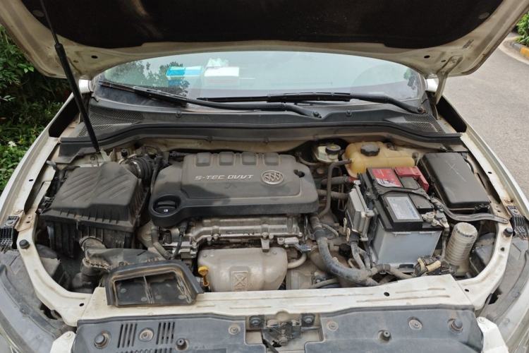 Used Buick GT 2016 15N Automatic Elite Edition Engine Bay