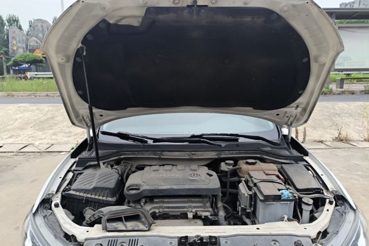 Used Buick GT 2016 15N Automatic Luxury Edition Engine Bay