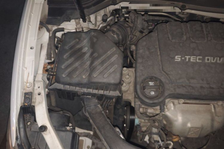 Used Buick GT 2016 15N Manual Entry-Level Trim Engine Bay Right