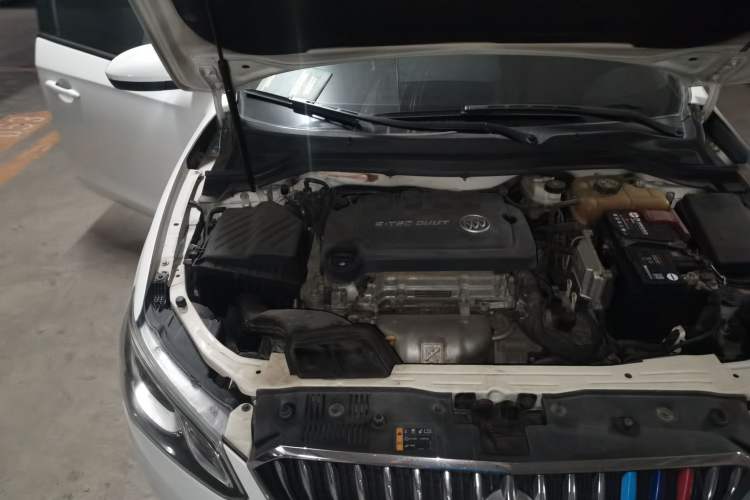 Used Buick GT 2016 15N Automatic Entry-Level Trim Engine Bay Right