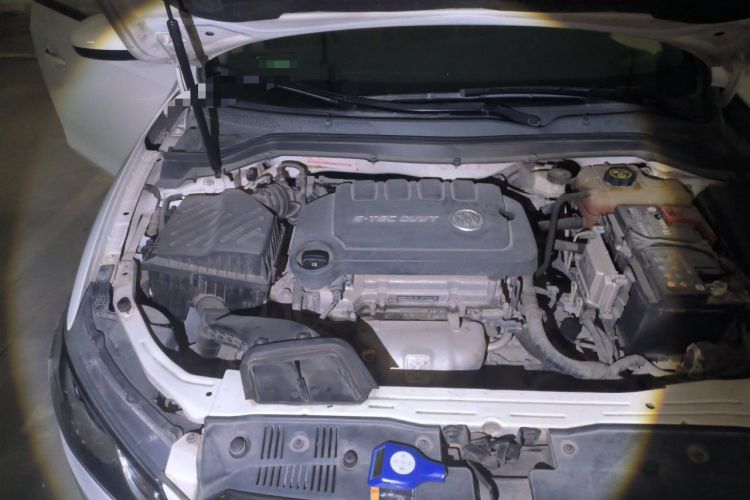 Used Buick GT 2016 15N Automatic Luxury Edition Engine Bay Right