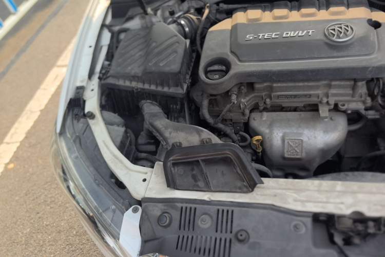 Used Buick GT 2016 15N Automatic Elite Edition Engine Bay Right