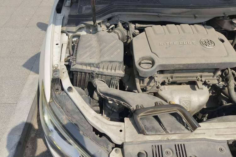 Used Buick GT 2016 15N Automatic Elite Edition Engine Bay Right