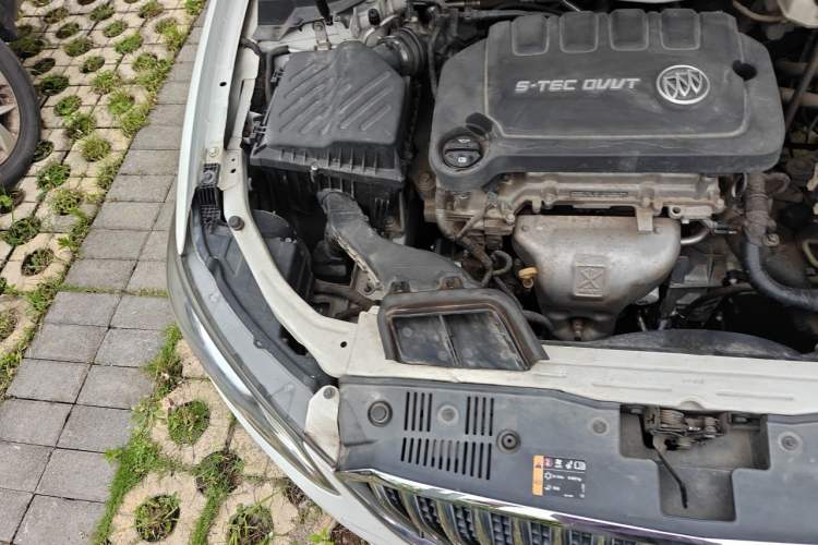 Used Buick GT 2016 15N Automatic Luxury Edition Engine Bay Right