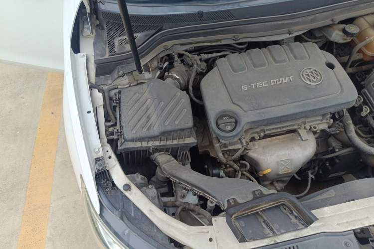 Used Buick GT 2016 15N Automatic Elite Edition Engine Bay Right