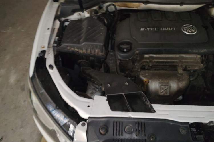 Used Buick GT 2016 15N Automatic Elite Edition Engine Bay Right