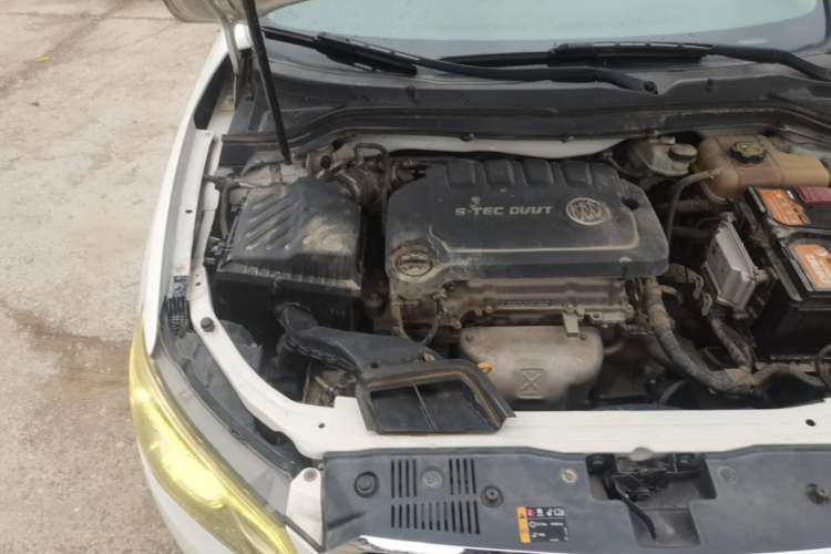 Used Buick GT 2016 15N Automatic Elite Edition Engine Bay Right