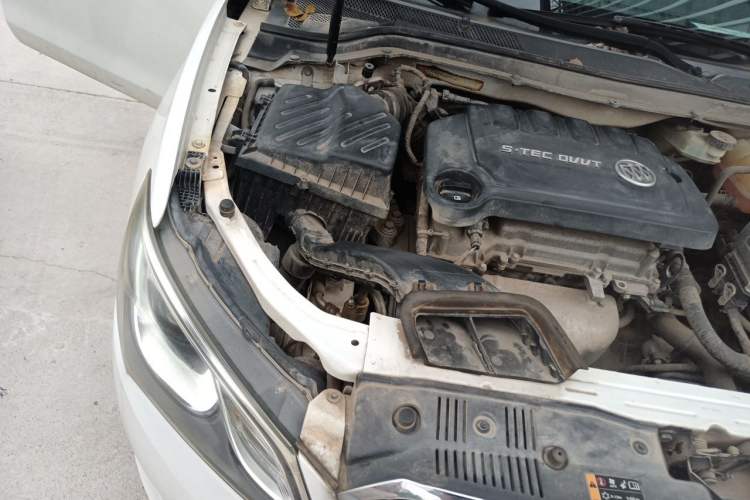Used Buick GT 2016 15N Automatic Elite Edition Engine Bay Right