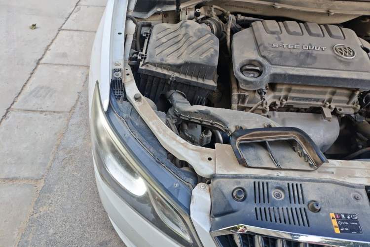 Used Buick GT 2016 15N Automatic Elite Edition Engine Bay Right