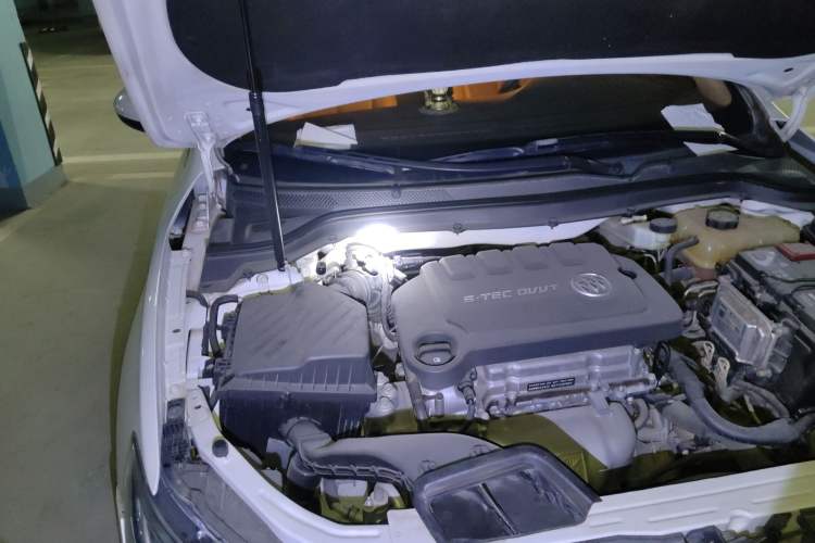 Used Buick GT 2016 15N Automatic Elite Edition Engine Bay Right