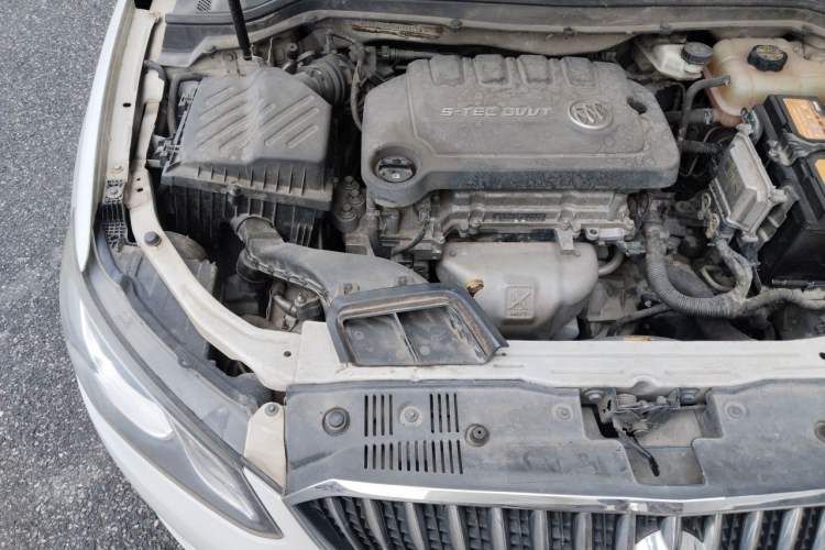 Used Buick GT 2016 15N Automatic Luxury Edition Engine Bay Right